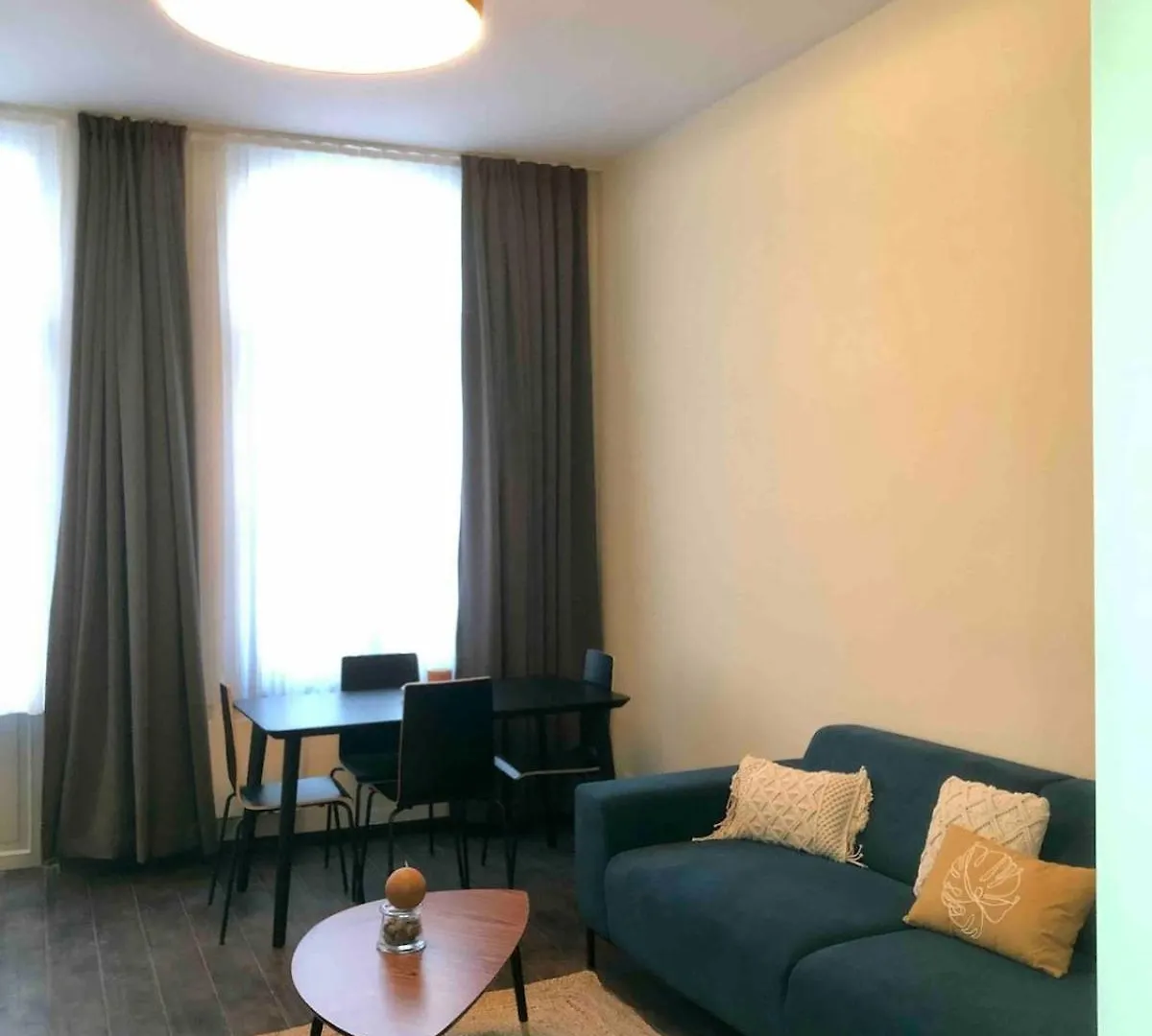 Cosy 1 Bedroom Apartment In Eu District Брюссель